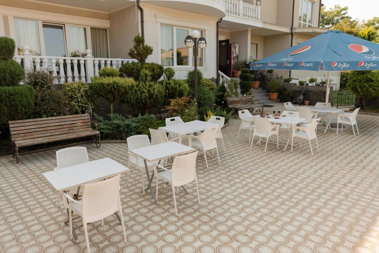 Guest House Sofia Kobuleti Exterior foto
